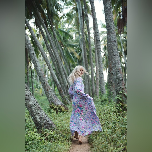 Spell babushka gown NWOT xl - Picture 2 of 9